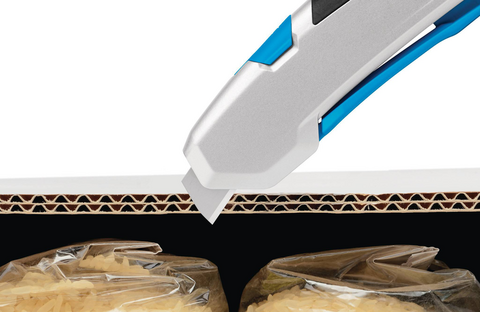 With a cutting depth of "just" 15 mm, most types of packaging can be opened without the blade coming into contact with the contents. Extra protection is also provided by the rounded blade tip.