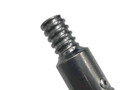 CONNECTOR ünitesini, bir ¾-5 ACME vida dişine sahip bir çubuğa bağlayın. Sağlam bir bağlantı olması için vida dişinin boyu en az 40 mm olmalıdır. MARTOR marka TELESKOPİK ÇUBUK burada ideal çözümdür.
