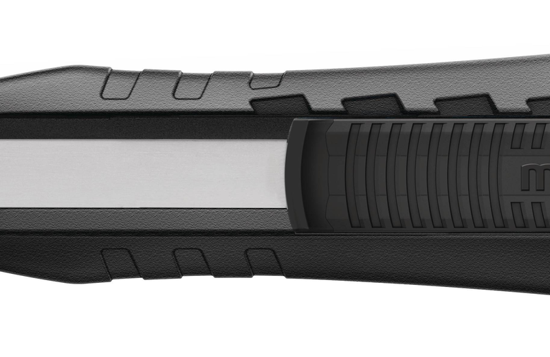Afin de protéger vos mains, la forme du SECUBASE 383 est résolument ergonomique. Le manche légèrement profilé est très agréable au toucher. Le curseur, très facile à déplacer avec son rebord, témoigne lui aussi de cette conception.